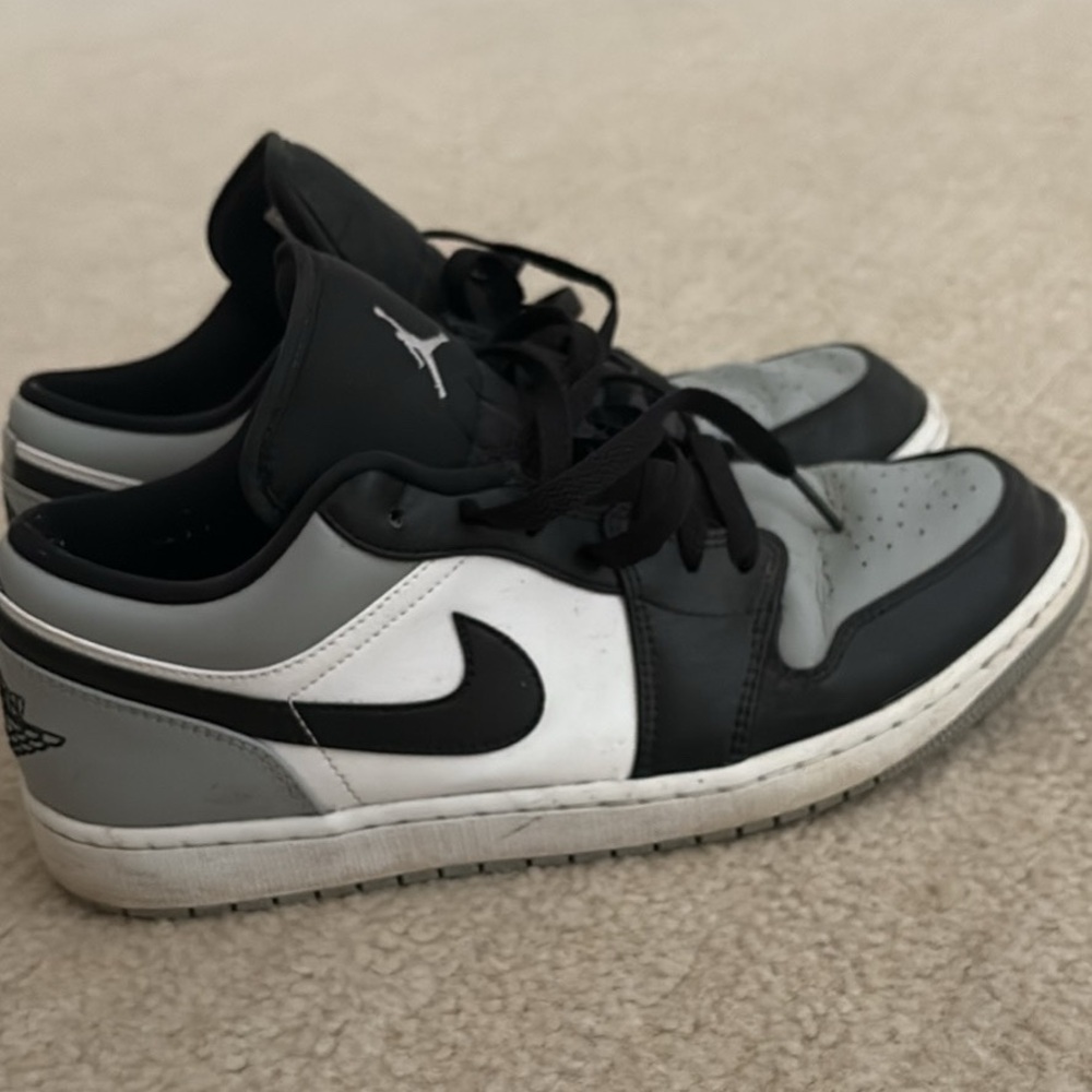 Nike Air Jordan 1